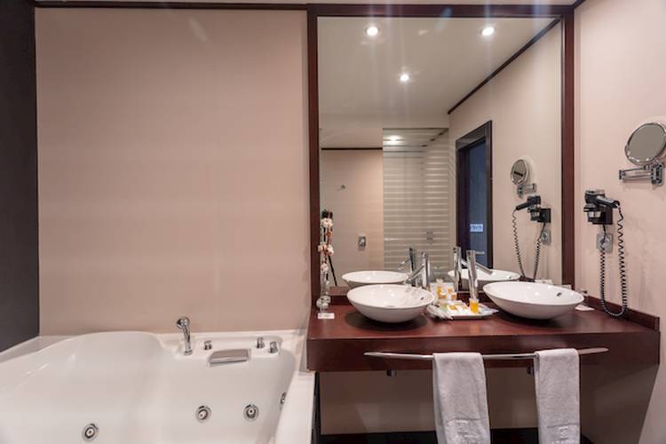 Priviledge junior suite abades nevada palace 4* hotel granada Priviledge junior suite abades nevada palace 4* hotel granada