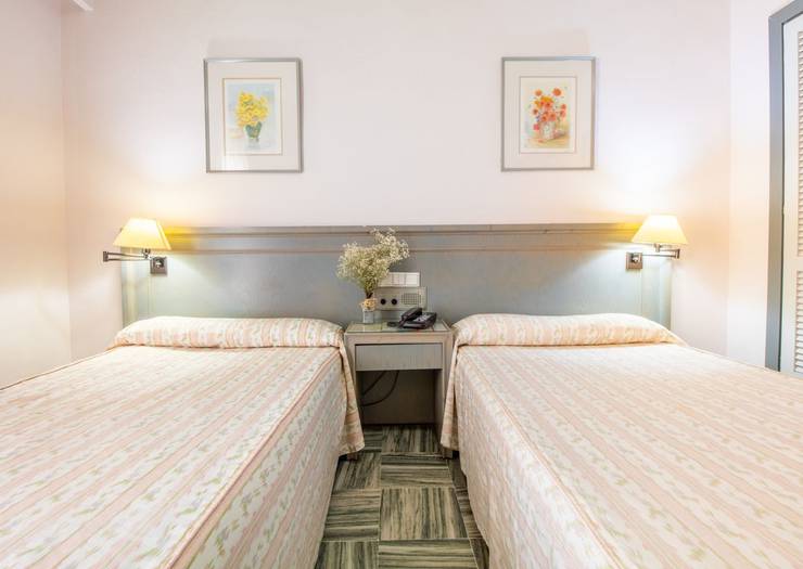 Habitación doble con cama extra (niño) Hôtel Abades Manzanil 3* Loja