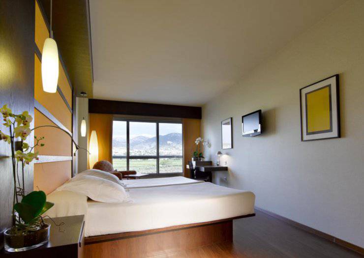 Habitación Doble + Cama Extra (3 Adultos) Hotel Abades Nevada Palace 4* Granada Habitación Doble + Cama Extra (3 Adultos) Hotel Abades Nevada Palace 4* Granada