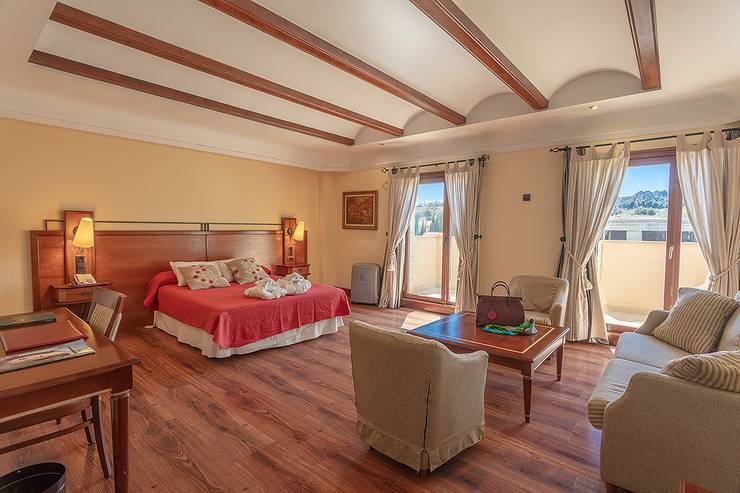 Junior suite deluxe Hotel Abades Guadix 4* Junior suite deluxe Hotel Abades Guadix 4*