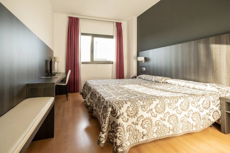 Quarto duplo uso individual Hotel Abades Vía Norte 3* Miranda de Ebro