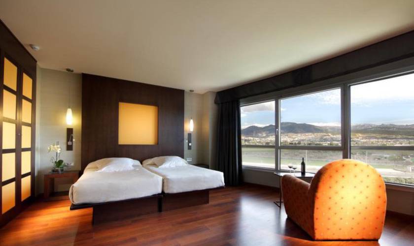 Chambre double avec lit supplémentaire (2 adultes + 1 enfant) Hôtel Abades Nevada Palace 4* Grenade