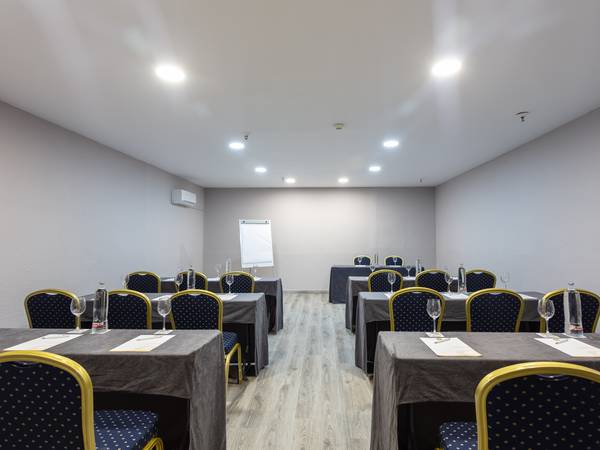 Mezquita Hôtel Abades Benacazón 4* Mezquita Hôtel Abades Benacazón 4*