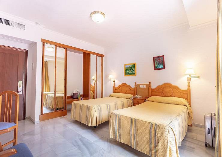 Quarto duplo Hotel Abades Loja 3*