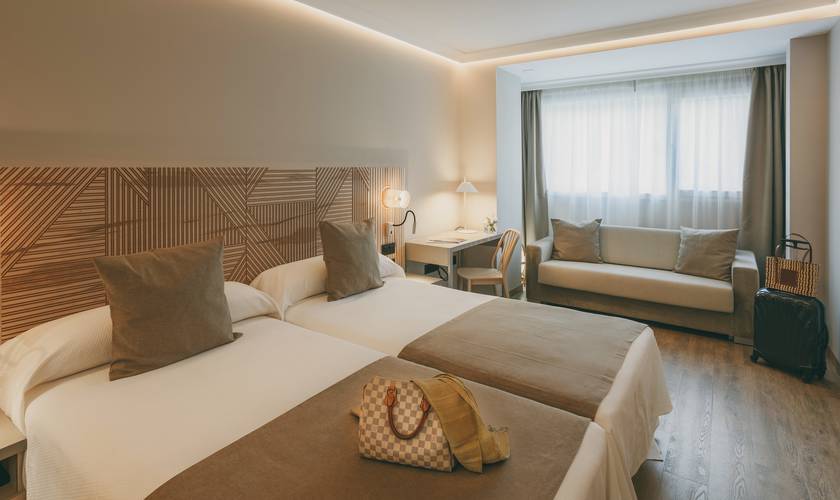 Familienzimmer El Mirador 4* Hotel Loja Granada Familienzimmer El Mirador 4* Hotel Loja Granada