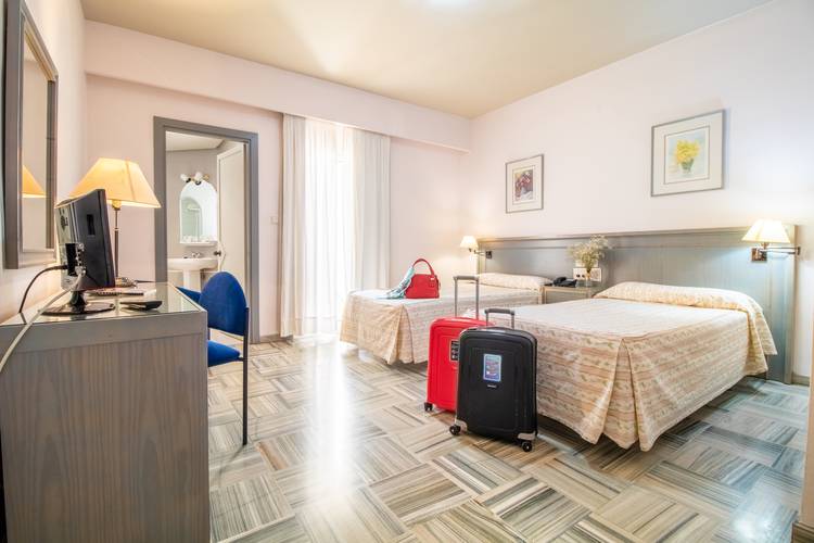 Abades manzanil 3* hotel Abades Manzanil 3* Hotel Loja Abades manzanil 3* hotel Abades Manzanil 3* Hotel Loja