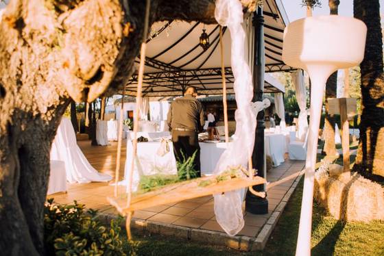 Detalle de bodas de exteriores Hotel Abades Benacazón 4*