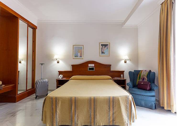 Quarto duplo Hotel Abades Loja 3*