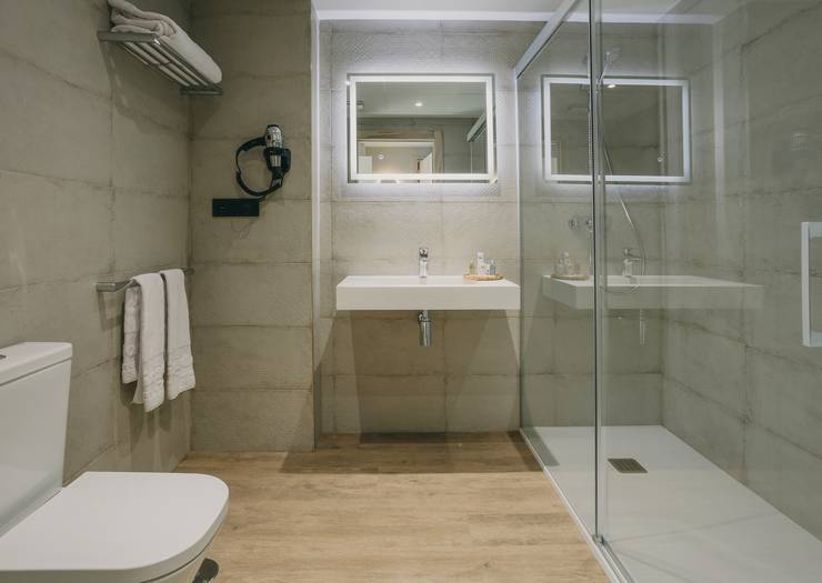 Double + lit supplémentaire (2 adultes + 1 enfant) Hôtel El Mirador 4* Loja Grenade Double + lit supplémentaire (2 adultes + 1 enfant) Hôtel El Mirador 4* Loja Grenade