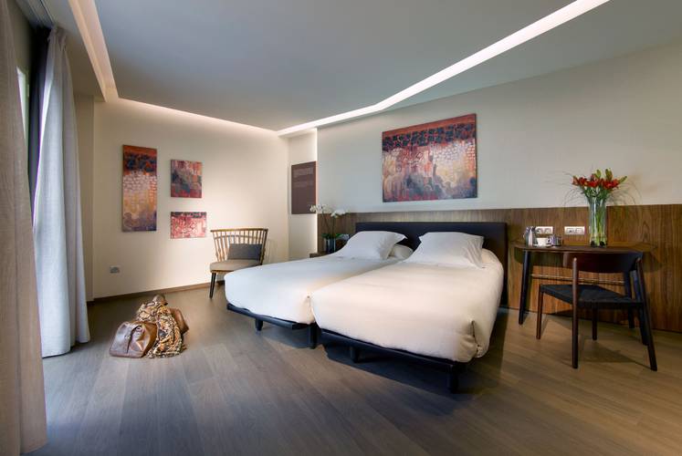Double room (2 beds) Abades Recogidas 4* Hotel Granada Double room (2 beds) Abades Recogidas 4* Hotel Granada