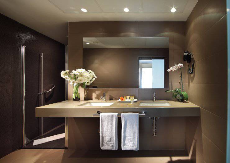 Habitación Doble + Cama Extra (2 Adultos + 1 Niño) Hotel Abades Recogidas 4* Granada Habitación Doble + Cama Extra (2 Adultos + 1 Niño) Hotel Abades Recogidas 4* Granada