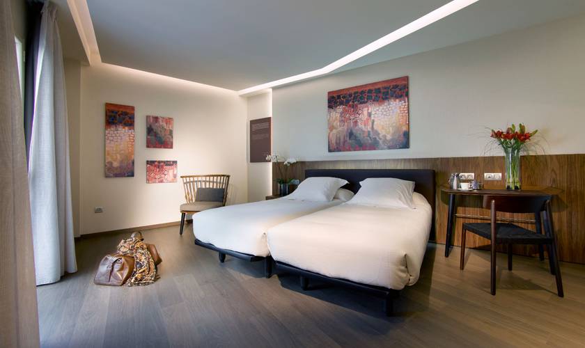 Habitación doble Hotel Abades Recogidas 4* Granada