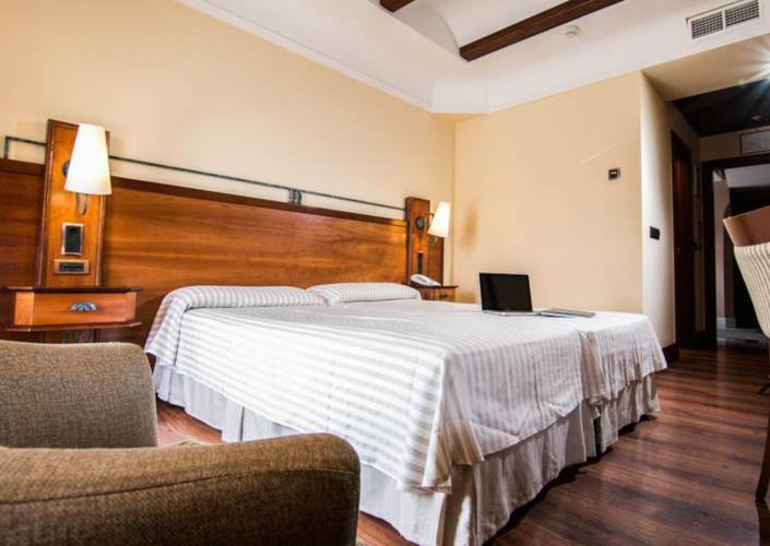 Habitación Doble Uso Individual Hotel Abades Guadix 4* Guadix Habitación Doble Uso Individual Hotel Abades Guadix 4* Guadix