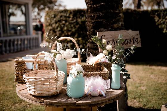 Detalle floral jardín boda Hotel Abades Benacazón 4*