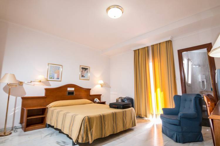 Room Abades Loja 3* Hotel