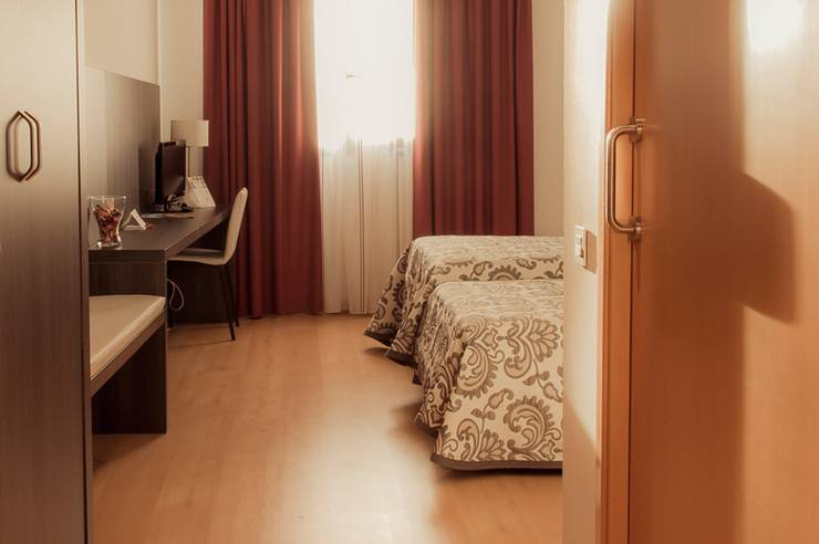 HabitaciÓn doble de uso individual hotel abades vía norte 3* miranda del ebro HabitaciÓn doble de uso individual hotel abades vía norte 3* miranda del ebro