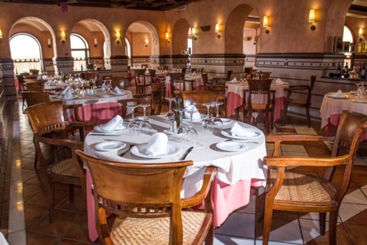 Restaurante Hotel Abades Guadix 4*