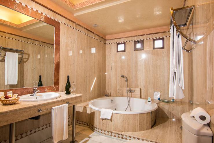 Junior suite deluxe Hotel Abades Guadix 4* Junior suite deluxe Hotel Abades Guadix 4*