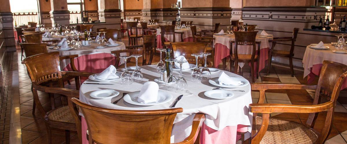 Abades Hotels - Guadix - Abades Hotels - Guadix -