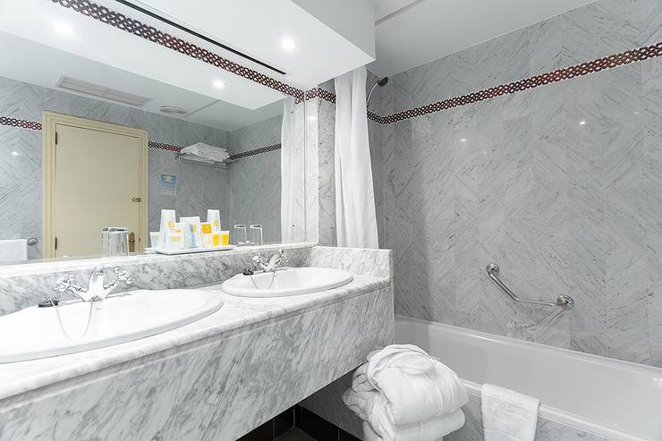 Junior suite hotel abades benacazón 4* Junior suite hotel abades benacazón 4*