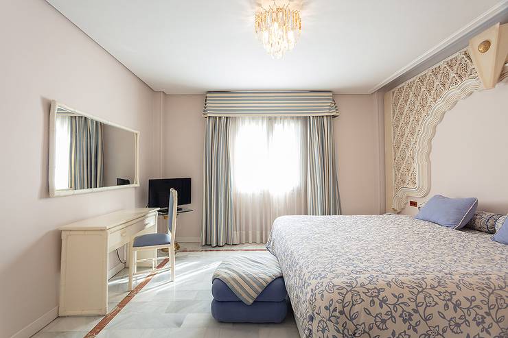Junior suite deluxe hotel abades benacazón 4* Junior suite deluxe hotel abades benacazón 4*