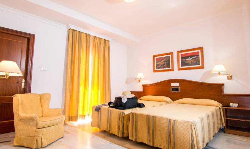 Quarto duplo Hotel Abades Loja 3*