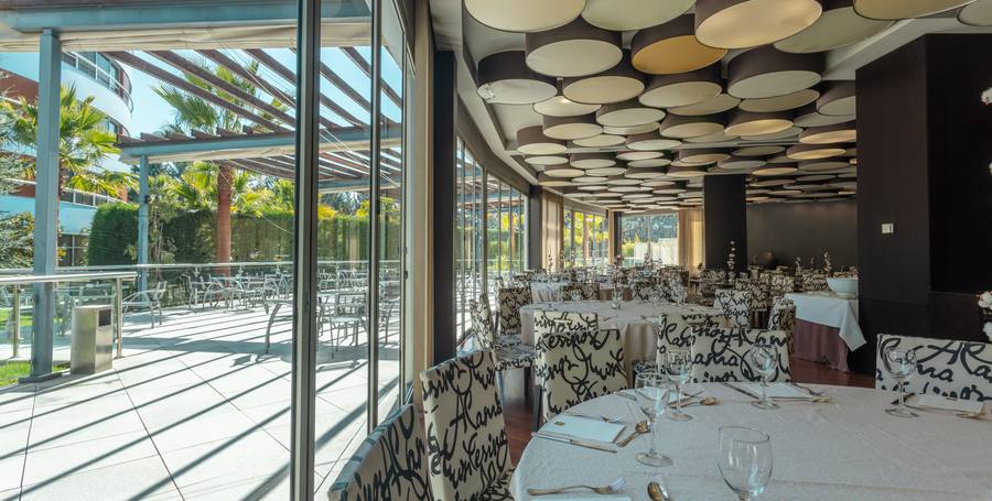 Buffet dinner Hotel Abades Nevada Palace 4* Granada
