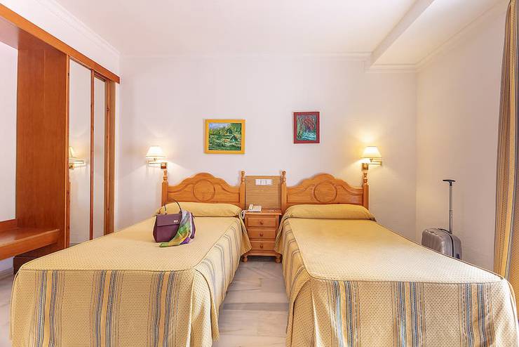 Habitación doble hotel abades loja 3* Habitación doble hotel abades loja 3*