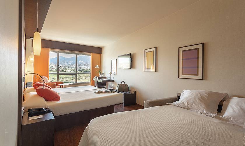 Doppelzimmer + zustellbett (3 erwachsene) Abades Nevada Palace 4* Hotel Granada