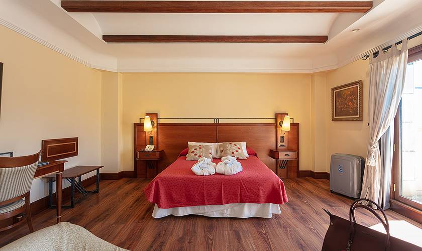 Junior suite deluxe Abades Guadix 4* Hotel