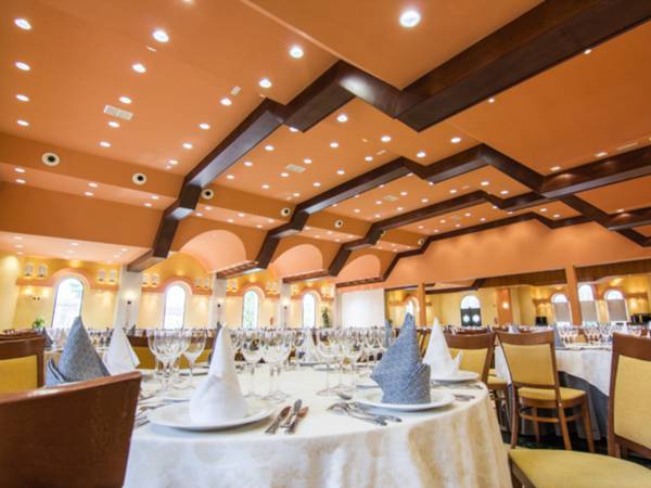 Salón de Reuniones Abades Hoteles Salón de Reuniones Abades Hoteles