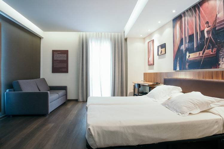 Quarto Hotel Abades Recogidas 4* Granada