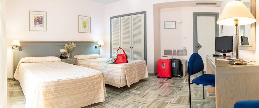 Habitación doble de uso individual Abades Manzanil 3* Hotel Loja Habitación doble de uso individual Abades Manzanil 3* Hotel Loja