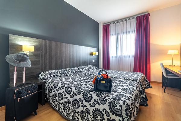 DOPPELZIMMER ZUR EINZELNUTZUNG Abades Vía Norte 3* Hotel in Miranda de Ebro DOPPELZIMMER ZUR EINZELNUTZUNG Abades Vía Norte 3* Hotel in Miranda de Ebro