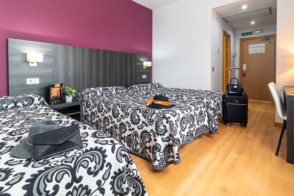 Doppelzimmer mit zustellbett Abades Vía Norte 3* Hotel in Miranda de Ebro Doppelzimmer mit zustellbett Abades Vía Norte 3* Hotel in Miranda de Ebro