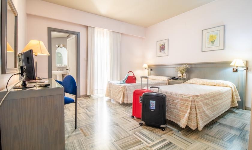 Abades Manzanil 3* Hotel Abades Manzanil 3* Hotel Loja Abades Manzanil 3* Hotel Abades Manzanil 3* Hotel Loja