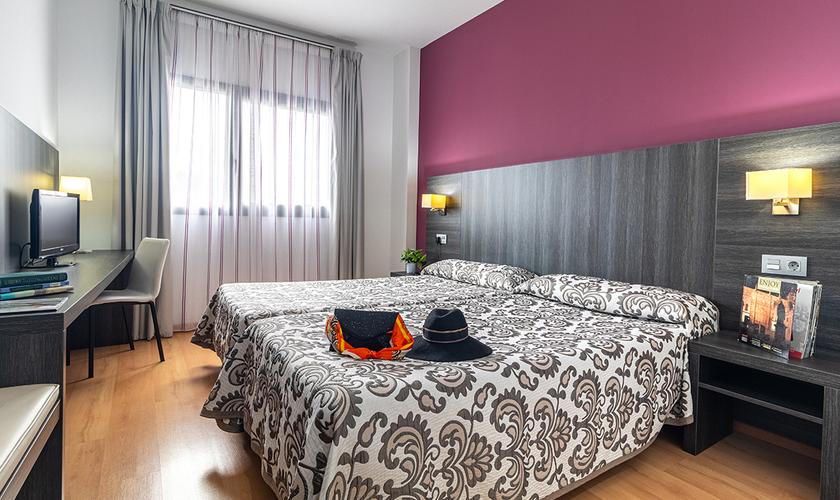 Hotel Abades Vía Norte 3* Hotel Abades Vía Norte 3* Miranda de Ebro Hotel Abades Vía Norte 3* Hotel Abades Vía Norte 3* Miranda de Ebro