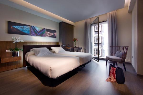 {'titulo': 'Room', 'imagen': 'uploads/galeriahoteles/abades-habitacion-granada-tres.jpg', 'descripcion': None} Abades Recogidas 4* Hotel Granada {'titulo': 'Room', 'imagen': 'uploads/galeriahoteles/abades-habitacion-granada-tres.jpg', 'descripcion': None} Abades Recogidas 4* Hotel Granada