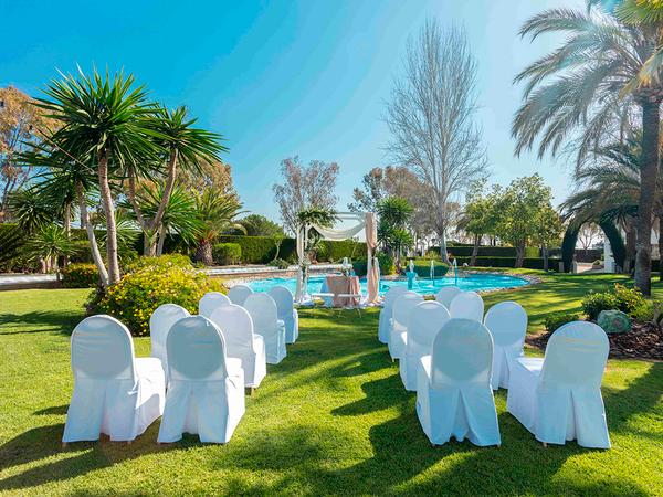 Exterior Lago Abades Benacazón 4* Hotel Exterior Lago Abades Benacazón 4* Hotel