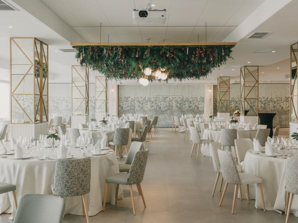 Salón Narciso Hotel El Mirador 4* Loja Salón Narciso Hotel El Mirador 4* Loja