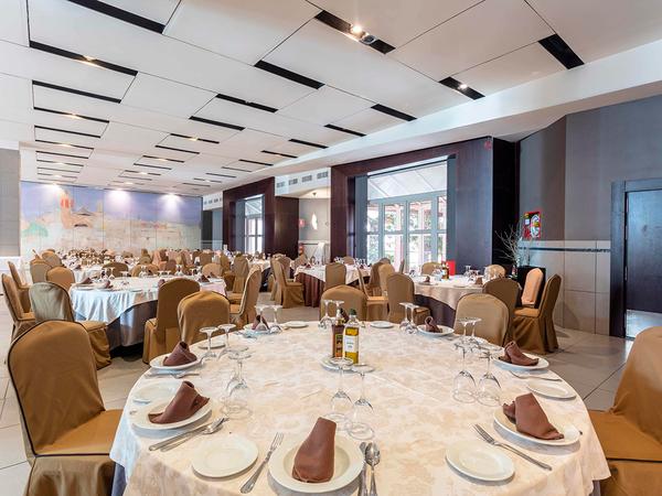 Las columnas Hotel Abades Loja 3* Las columnas Hotel Abades Loja 3*